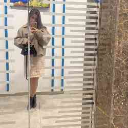 Single Arab woman in Dusjanbe, Таджикистан, Tajikistan