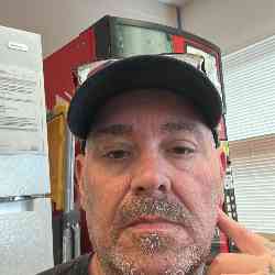 Single Arab man in Soldotna, AK, United States
