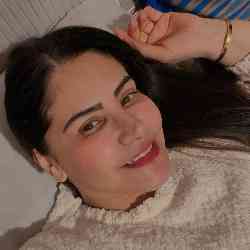 Single Arab woman in Dubai, دبی, United Arab Emirates