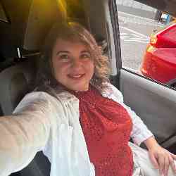 Single Arab woman in Tampa, FL, United States