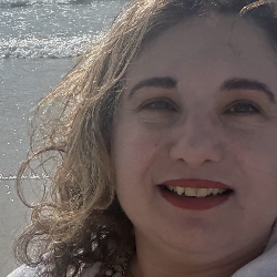 Single Arab woman in Tampa, FL, United States