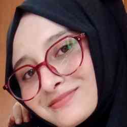 Single Arab woman in Bogra Sadar Upazila, Bangladesh, Bangladesh