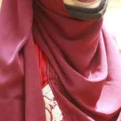 Single Arab woman in Bogra Sadar Upazila, Bangladesh, Bangladesh