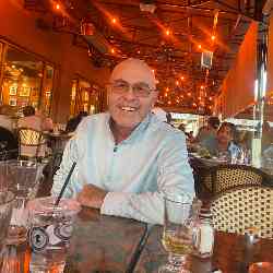 Single Arab man in Los Angeles, CA, United States