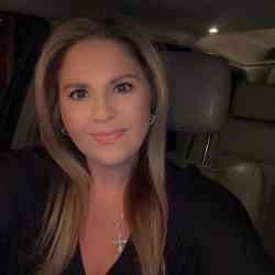 Single Arab woman in Farmington Hills, MI, United States