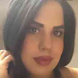 Single Arab woman in Dubai, United Arab Emirates, United Arab Emirates