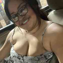 Single Arab woman in Mechanicsburg, PA, United States