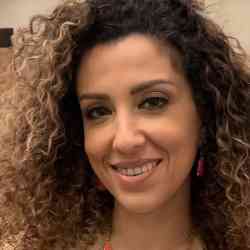 Single Arab woman in Akron, OH, United States