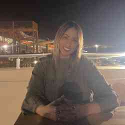 Single Arab woman in Moyobamba, Perú, Peru
