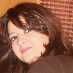 Single Arab woman in California City, CA, United States