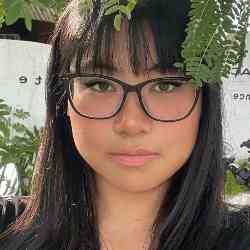 Single Arab woman in Guangzhou, 广东省, China
