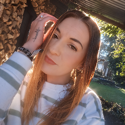 Single Arab woman in Ermelo, South Africa, South Africa