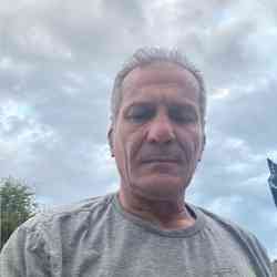 Single Arab man in Houston, TX, United States