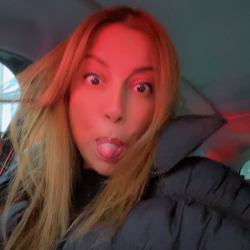 Single Arab woman in Paris, France, France