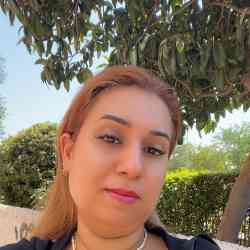 Single Arab woman in Madrid, Espagne, Spain