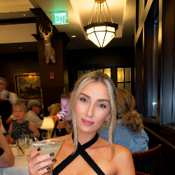 Single Arab woman in Pittsburgh, PA, United States