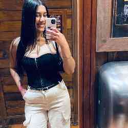 Single Arab woman in São Paulo, SP, Brazil