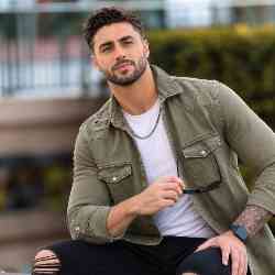 Single Arab man in Greater Amman Municipality, الأردن, Jordan
