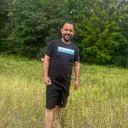Single Arab man in Sterling Heights, MI, United States