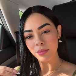 Single Arab woman in Allentown, Pensilvania, United States