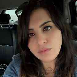 Single Arab woman in Adelaide, SA, Australia