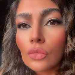Single Arab woman in Beirut, Lebanon, Lebanon