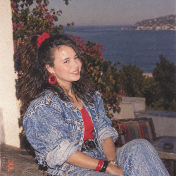Single Arab woman in Alger Centre, Algeria, Algeria