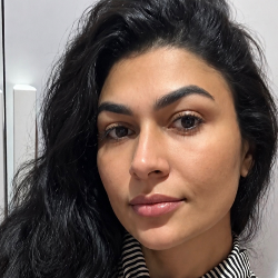 Single Arab woman in Greater Amman Municipality, Jordan, Jordan