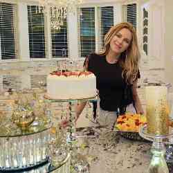 Single Arab woman in Chicago, Illinois, United States