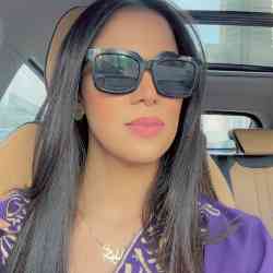 Single Arab woman in Damascus, Damascus Governorate, Syria