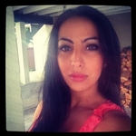 Single Arab woman in Vancouver, British Columbia, Canada