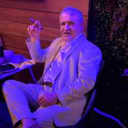 Single Arab man in NORTHRIDGE, California, United States