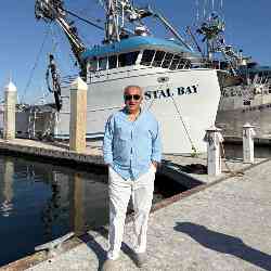 Single Arab man in NORTHRIDGE, California, United States