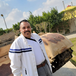 Single Arab man in Elizabeth, New Jersey, United States