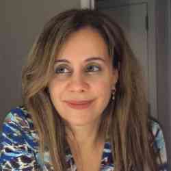 Single Arab woman in Newport Beach, California, United States