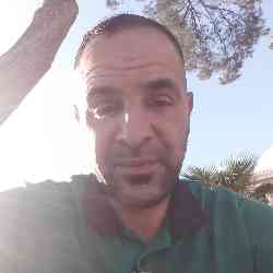 Single Arab man in Abid Ali (Minoterie), Setif, Algeria