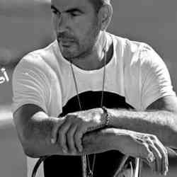 Single Arab man in Vancouver, British Columbia, Canada