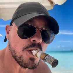 Single Arab man in Fort Lauderdale, Florida, United States