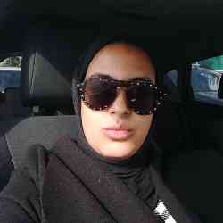 Single Arab woman in Casablanca, Grand Casablanca, Morocco