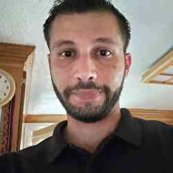Single Arab man in Dearborn, Michigan, United States