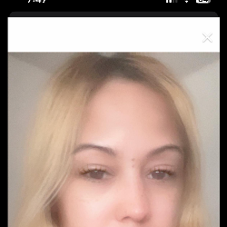 Single Arab woman in New York, New York, United States