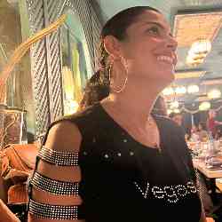 Single Arab woman in Marrakesh, Marrakesh-Safi, Morocco