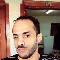 Single Arab man in Madinah, Saudi Arabia, Saudi Arabia