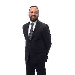 Single Arab man in Dearborn, Michigan, United States