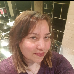 Single Arab woman in London, England, United Kingdom