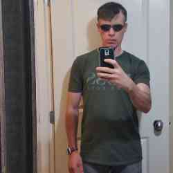 Single Arab man in Vancouver, British Columbia, Canada