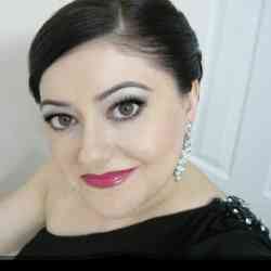 Single Albanian woman in Toronto, Ontario, Canada