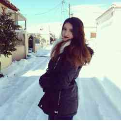Single Albanian woman in Boston, Massachusetts, United States