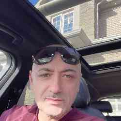 Single Albanian man in Toronto, Ontario, Canada