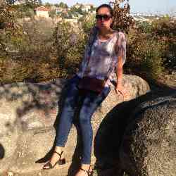 Single Albanian woman in London, England, United Kingdom